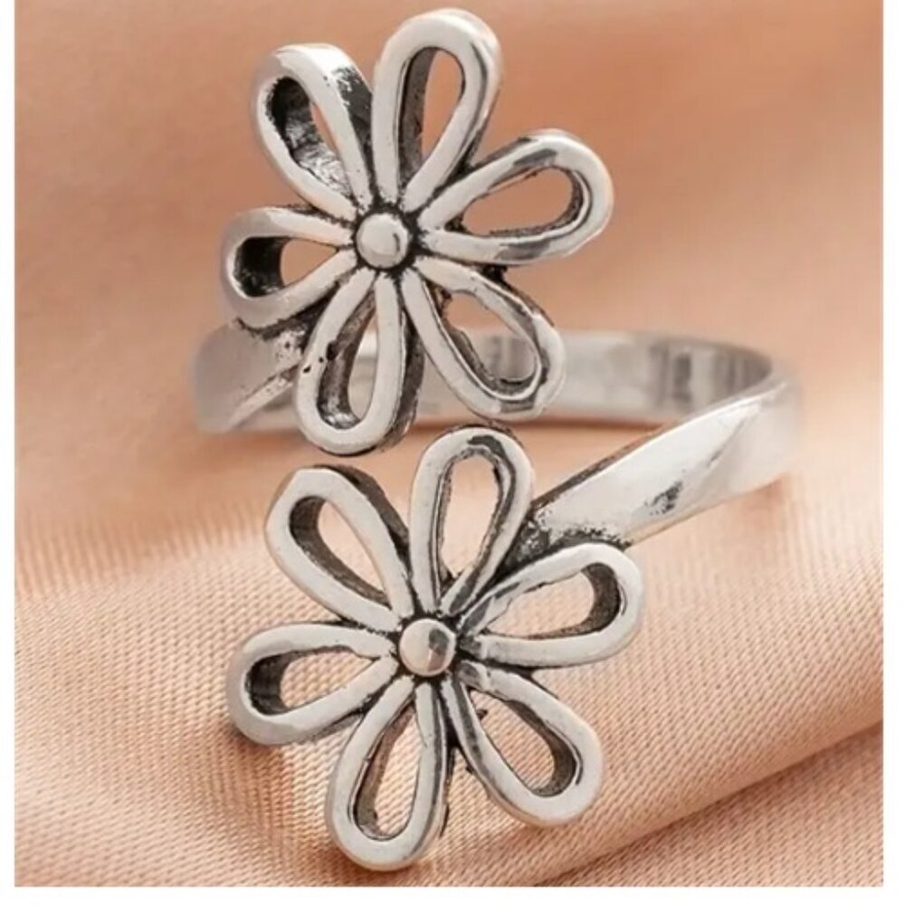 Bohemian Hippie Vintage Flower Open Ring – Adjustable to Fit Most Fingers